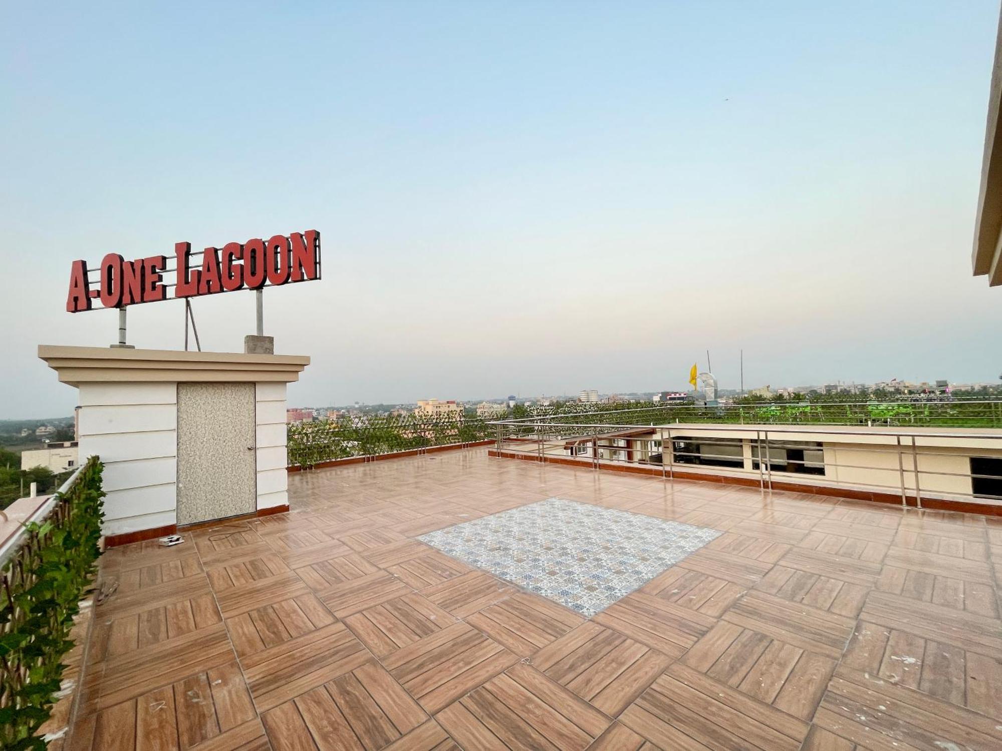 Hotel A One ! Puri, Breakfast Included- Swimming-Pool, Near Sea-Beach-And-Temple, Fully-Air-Conditioned-Hotel With-Lift-And-Parking-Facility - 1 Luaran gambar